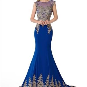 BABYONLINE D.R.E.S.S. Floral Applique Mesh Yoke Fishtail Hem Prom Dress